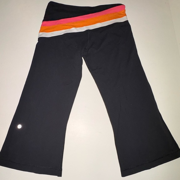 lululemon athletica Pants - Vintage Lululemon Athletica Black Flare Cropped Leggings with Striped Waist